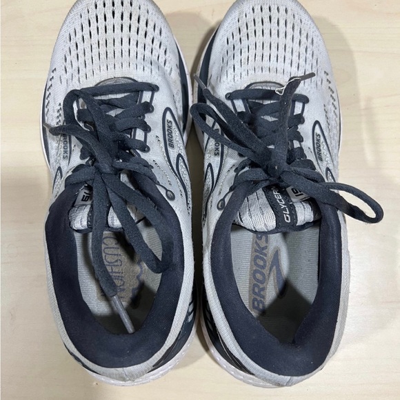 Brooks GTS 19 Stability Shoe - Picture 4 of 4